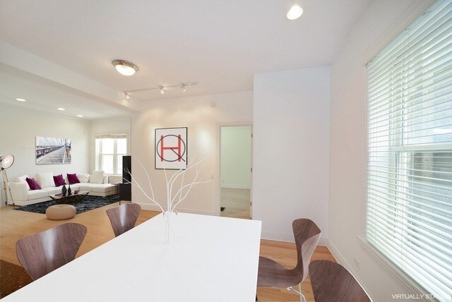 Foto del edificio - 2547 N Clark St