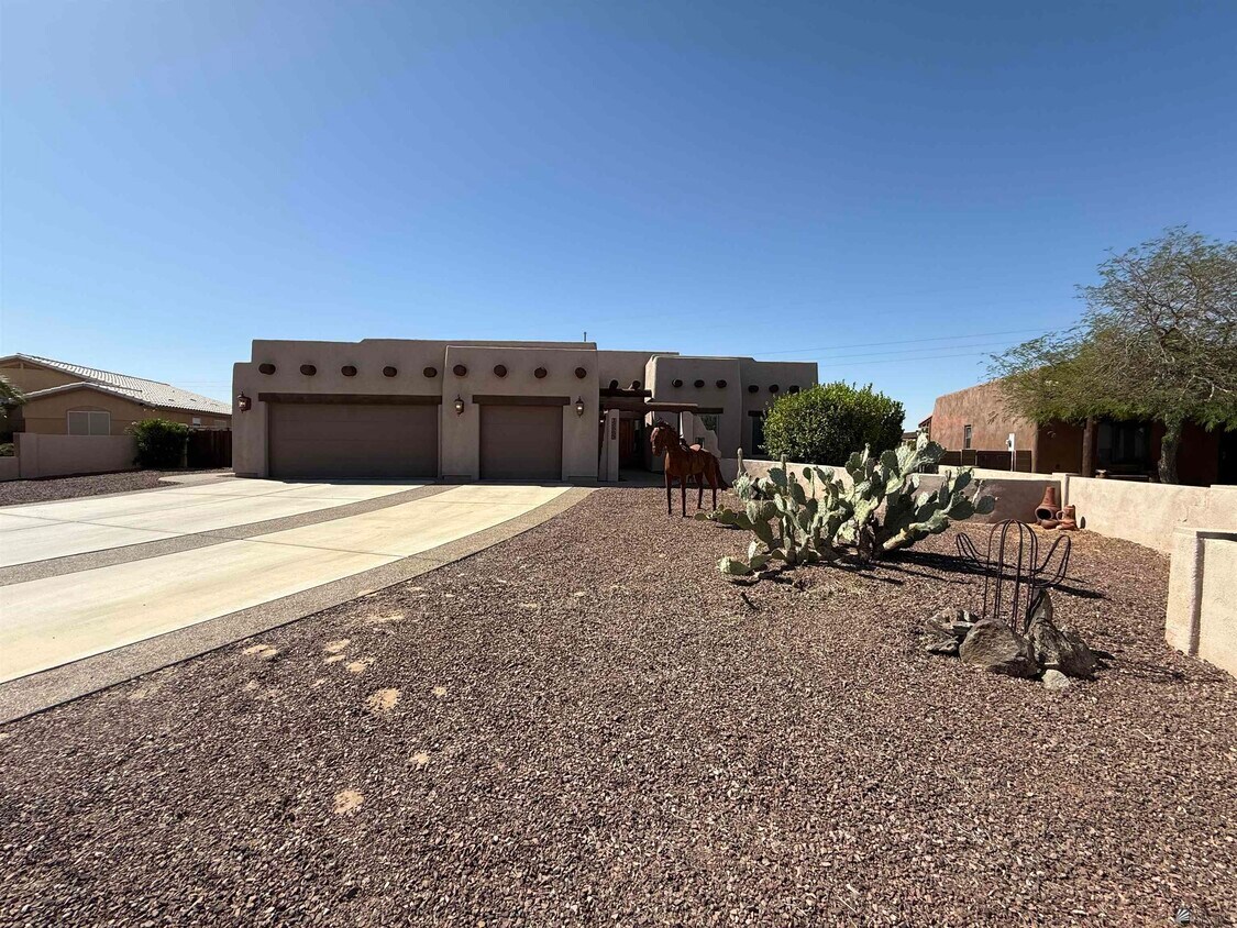 Foto principal - 12665 E Daybreak Pl