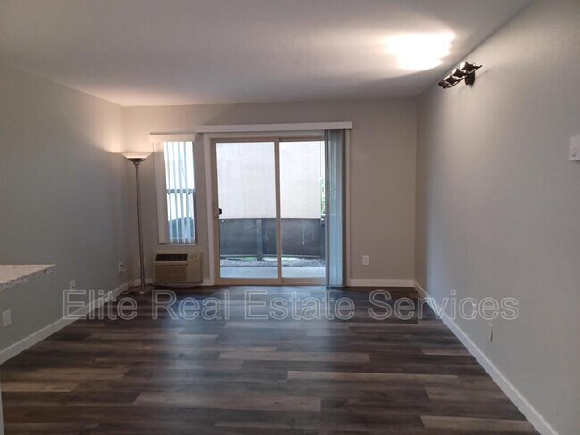 Foto del edificio - 5954 Rancho Mission Rd