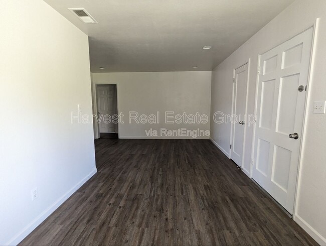 Foto del edificio - 22626 6th St