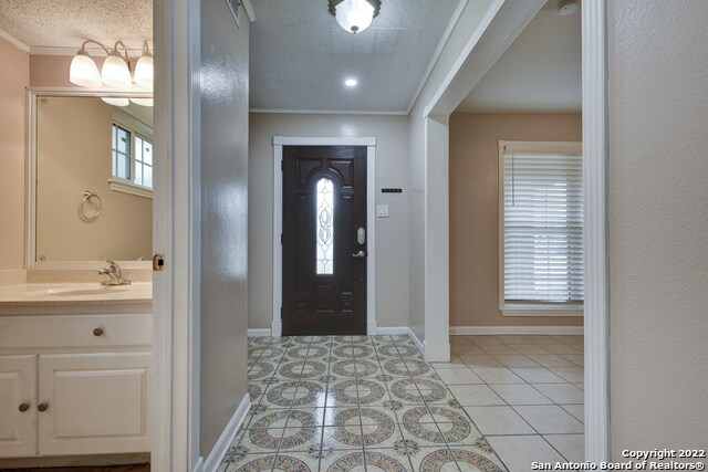 Foto del edificio - 2701 Burning Ridge St