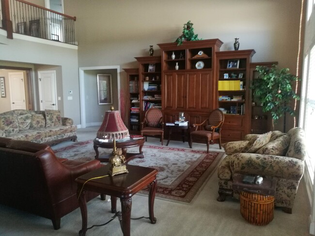 Living room - 6884 Ballantrae Pl