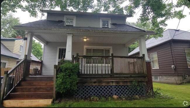 Building Photo - 841 Kling St