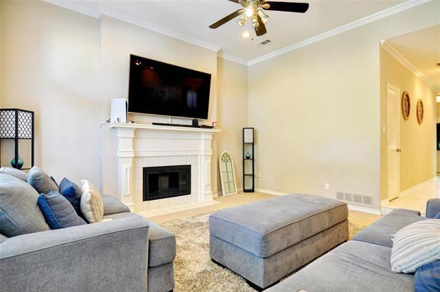 Foto del edificio - 4827 Ashworth Ct
