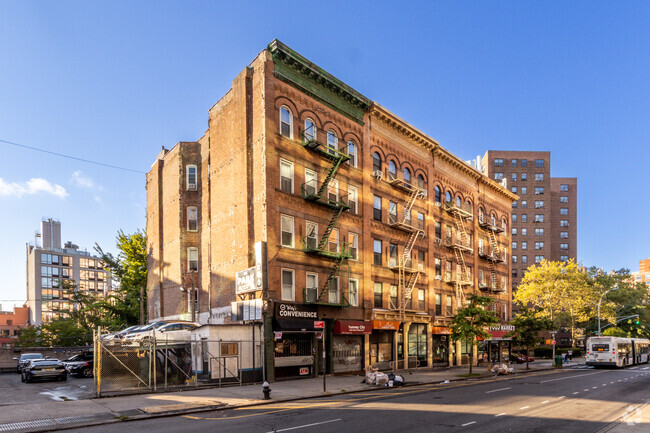 Foto del edificio - 1557 Lexington Ave