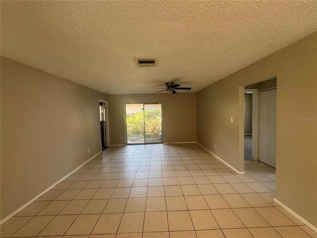 Foto del edificio - 3625 141st Ave N