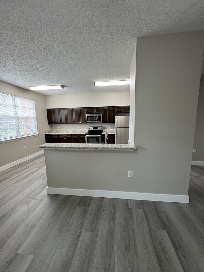 Foto del edificio - 10825 Windsor Walk Dr