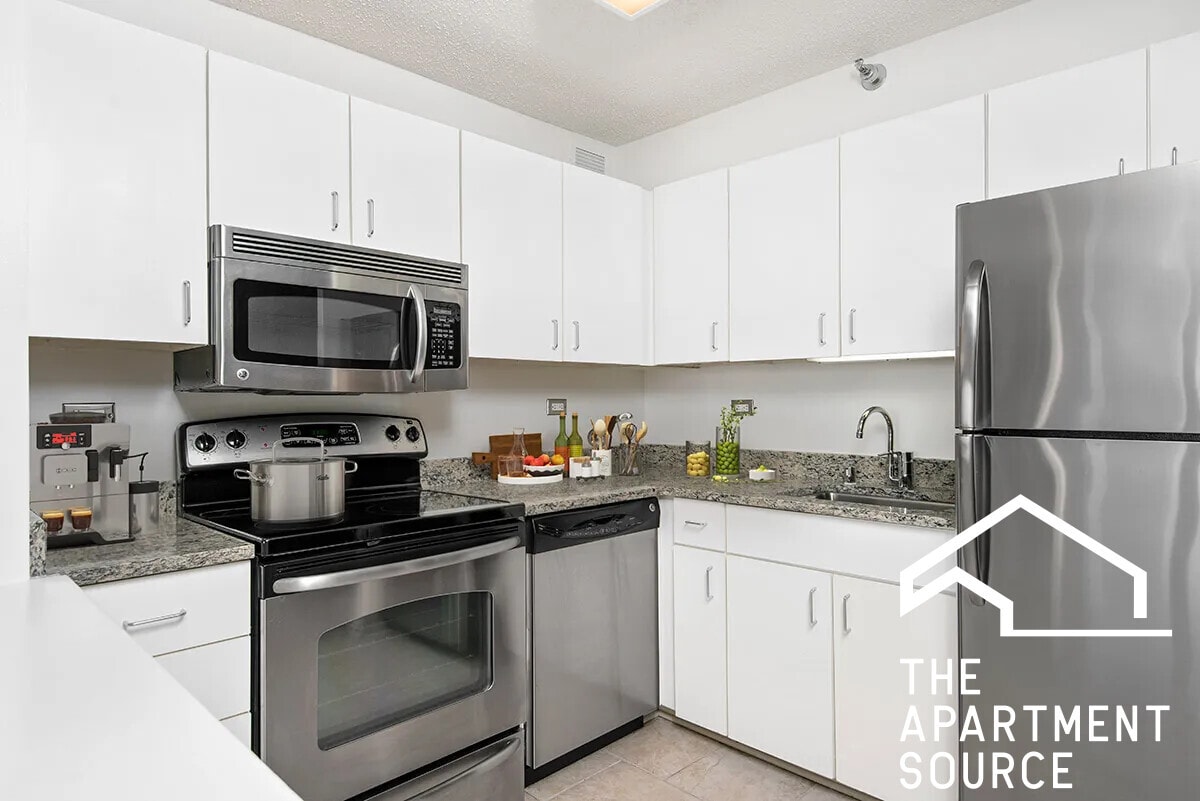 Foto principal - 750 N Rush St