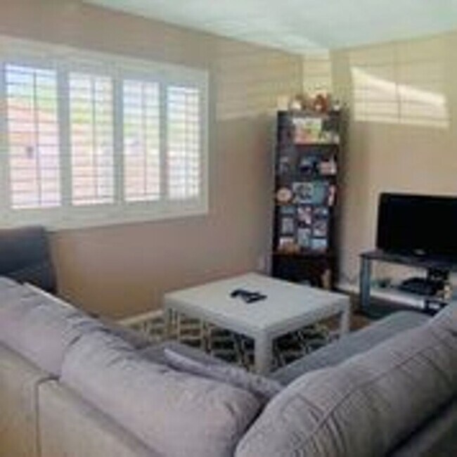 Foto del edificio - Cute 2 Bedroom, 2 Bathroom Townhome in Dix...