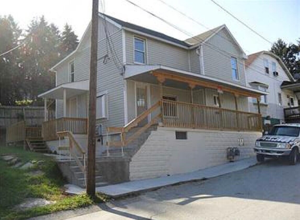 Primary Photo - 113 Mill St