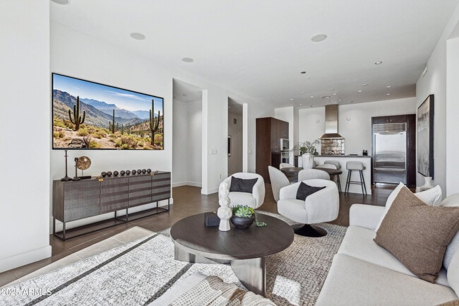 Foto del edificio - 15215 N Kierland Blvd