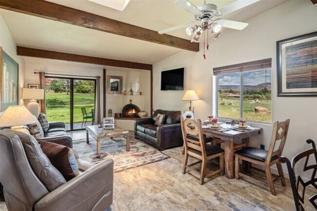 Foto del edificio - FURNISHED - SEDONA VOC - GOLF COURSE VIEWS!