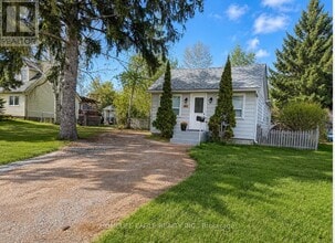 Building Photo - 142 Riveredge Dr