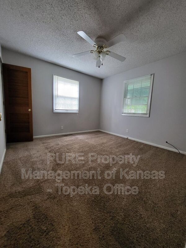 Foto del edificio - 3323 SW Arrowhead Rd