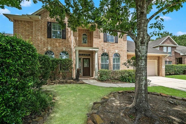 Building Photo - 14 Ryanwyck Pl