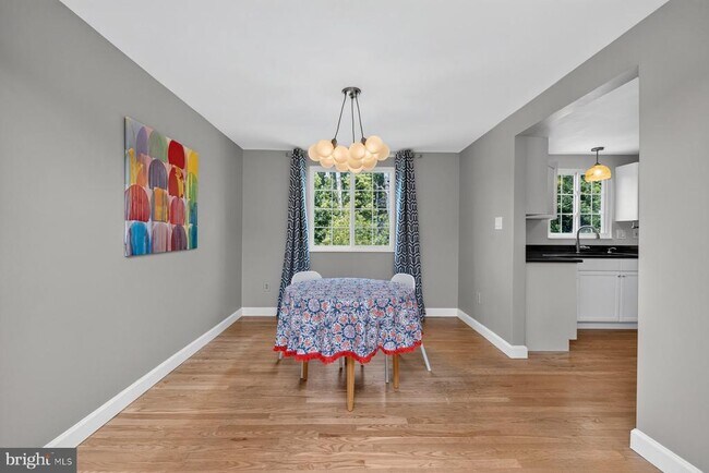 Building Photo - 4009 Shallow Brook Ln