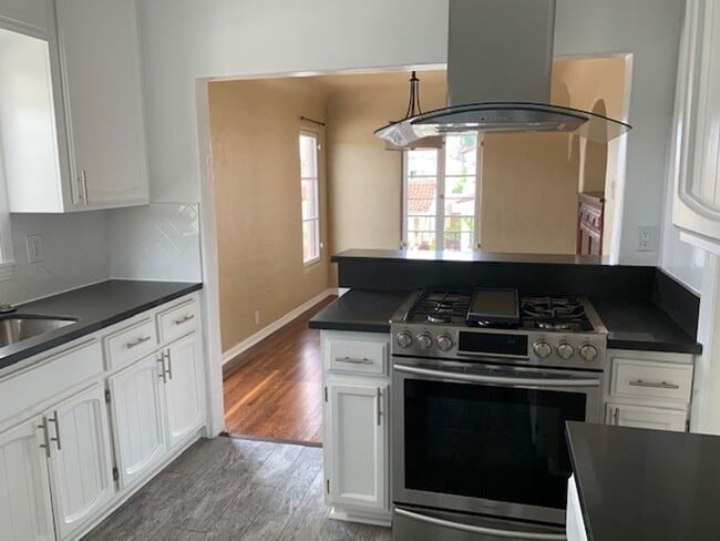 Building Photo - argonne130-32