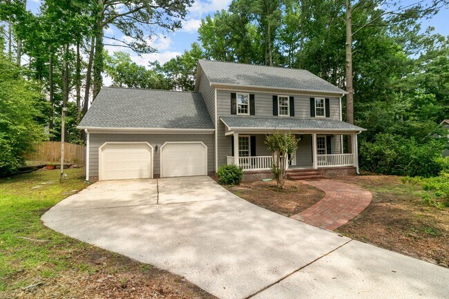 Foto del edificio - 4 Bed/2.5 Bath in Fayetteville