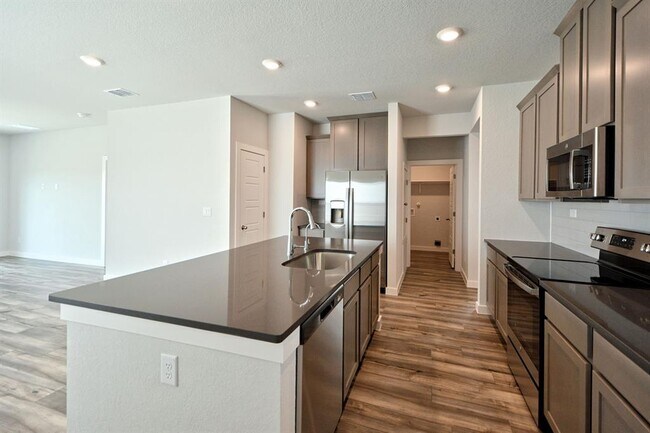 Foto del edificio - 768 Langston Ln