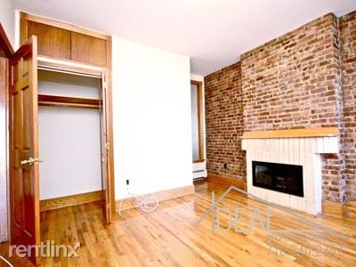 Building Photo - 482 12th St