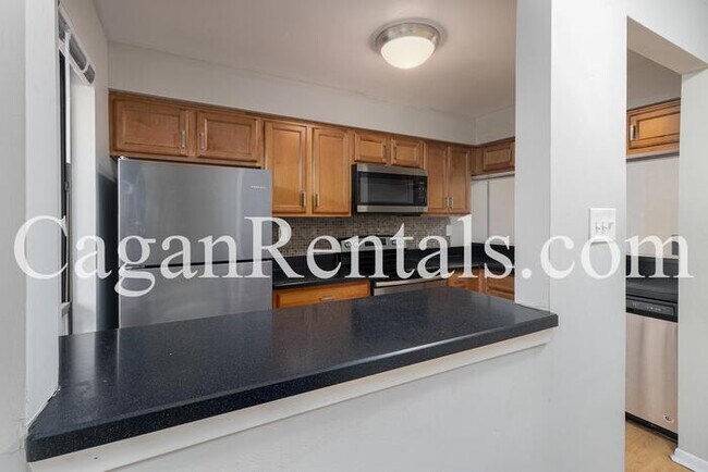 Building Photo - freshly updated single family home