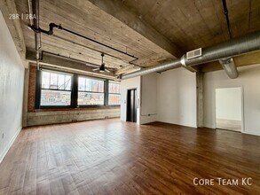 Building Photo - 934 Broadway Blvd