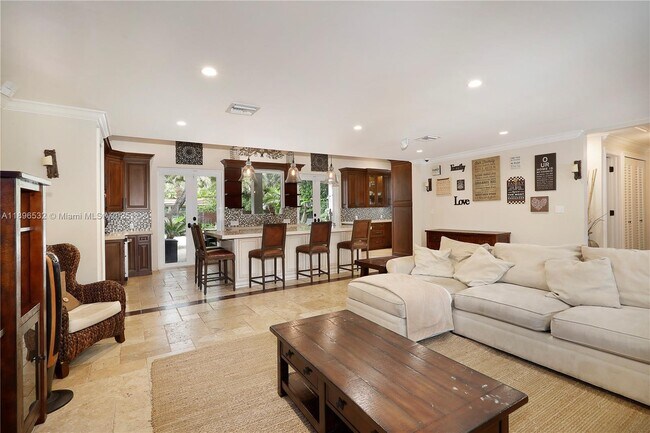 Foto del edificio - 6461 SW 74th St