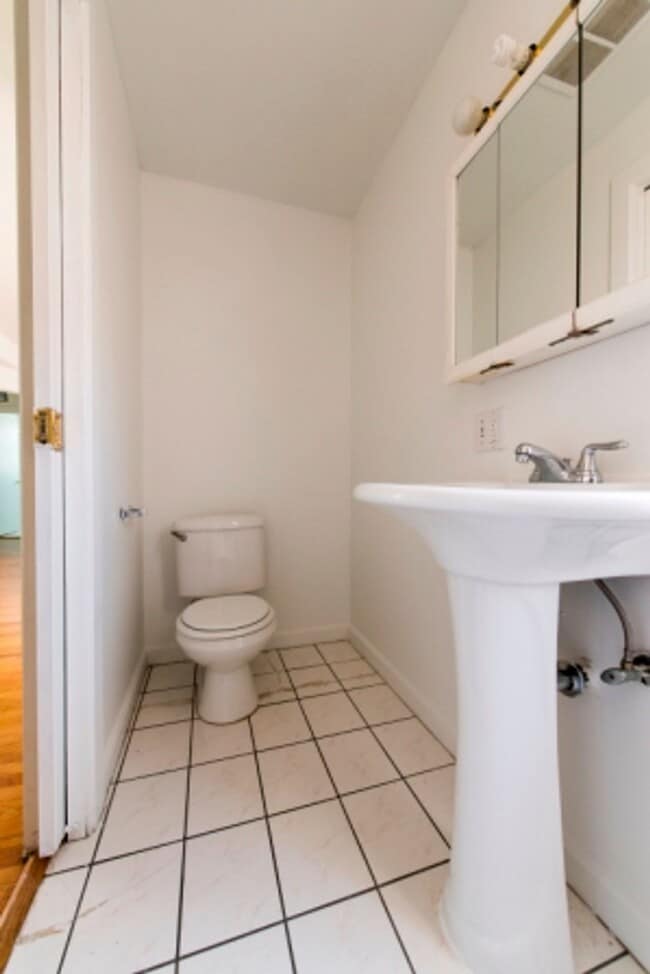 Building Photo - 7131-45 S Yates Blvd Chicago, IL 60649