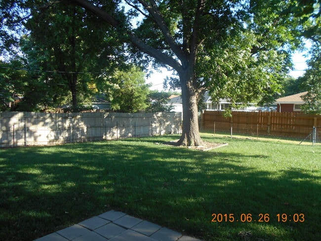 Foto del edificio - 2 Bedroom, 2 Bathroom House with Attached ...