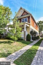 Building Photo - 1921 N George Mason Dr Building Photo - 1921 N George Mason Dr