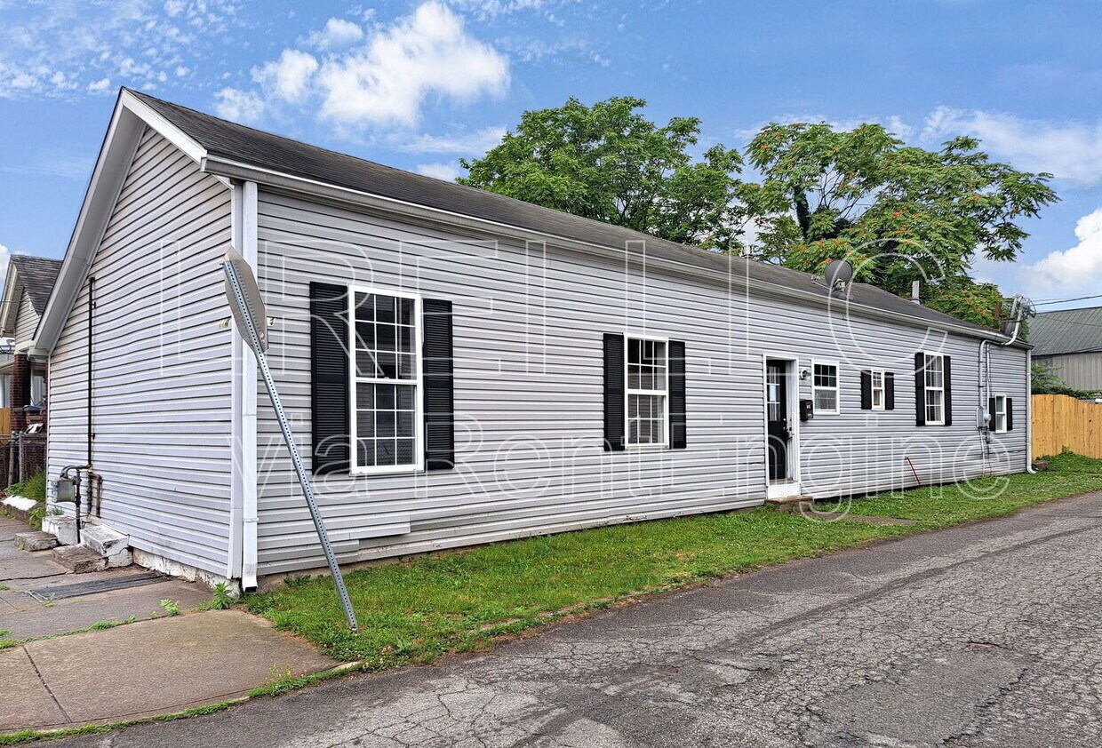 Foto principal - 114 N 18th St