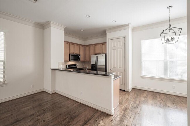 Foto del edificio - 1605 Summer St