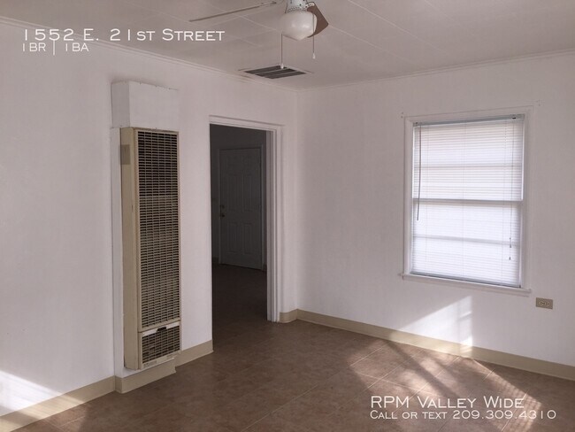 Foto del edificio - Super Cute Cottage Available NOW!