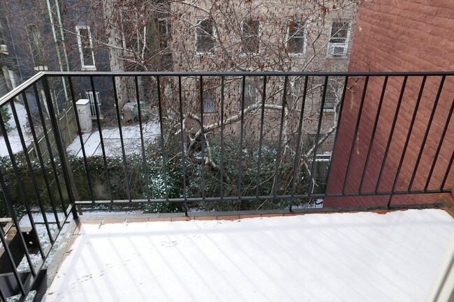 Foto del edificio - 160 W 75th St