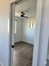 Building Photo - 535 Kaao Cir