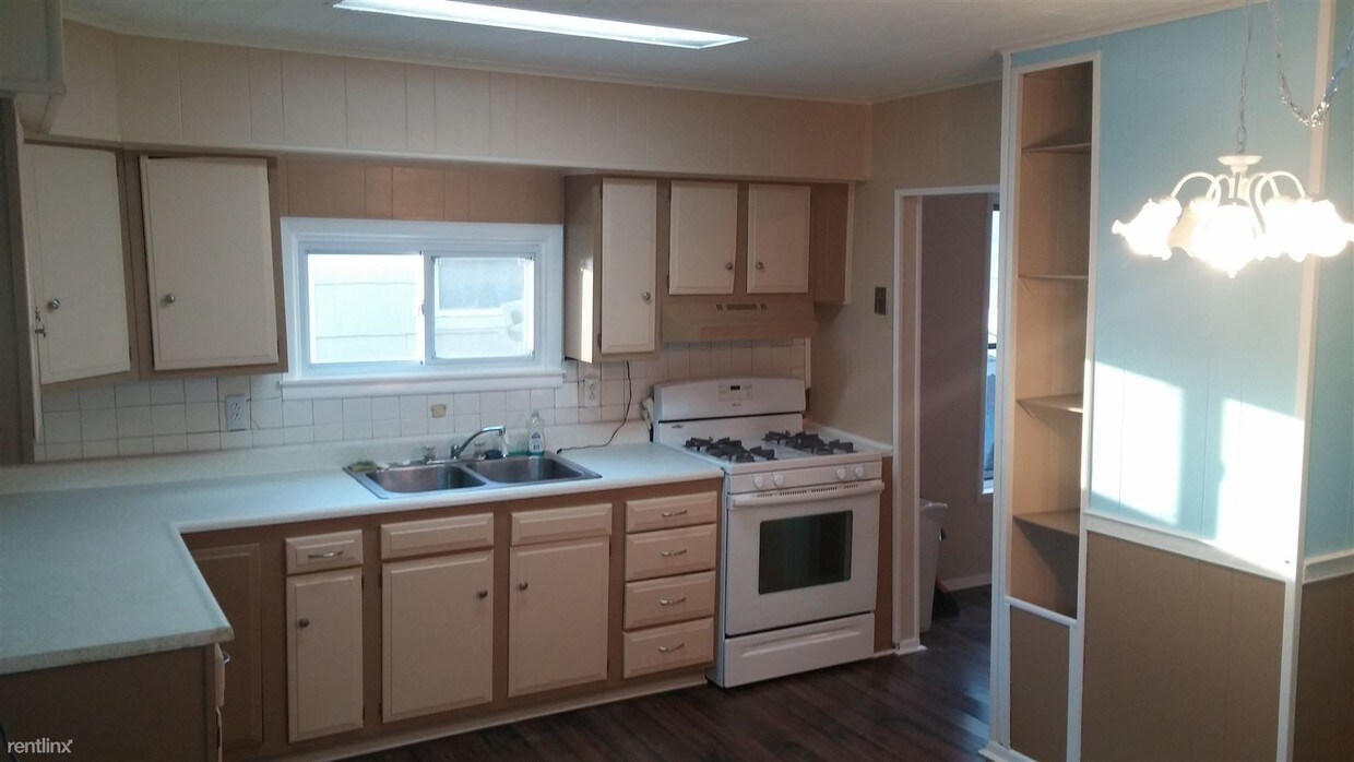 Foto principal - 61 Parkview Ave