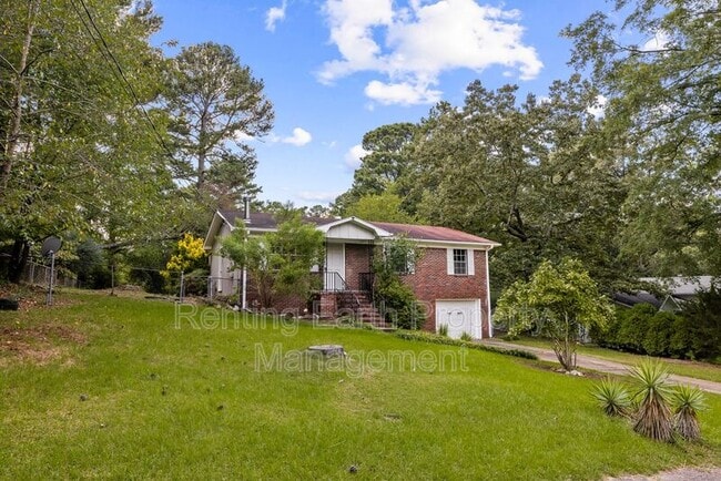 Building Photo - 2432 Debbie Dr