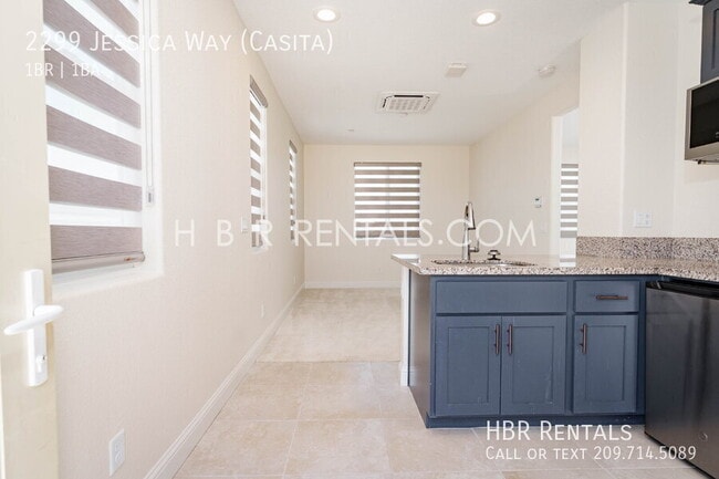 Building Photo - 2299 Jessica Way