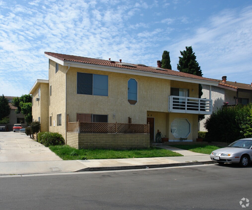 Primary Photo - 5062 Dunbar Ave