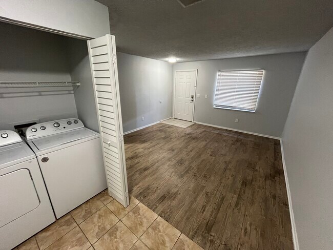 Foto del edificio - 6912 N 22nd St