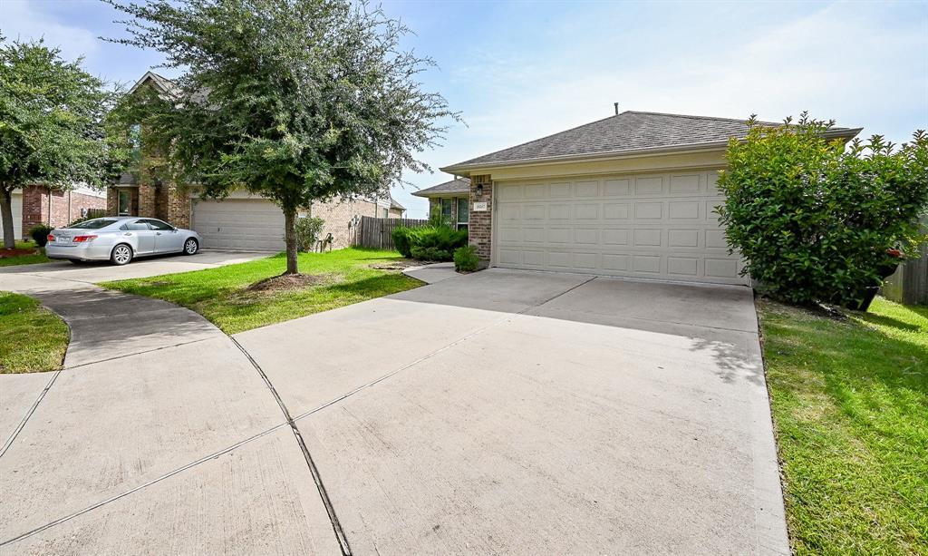 Foto principal - 18707 Majestic Vista Ln