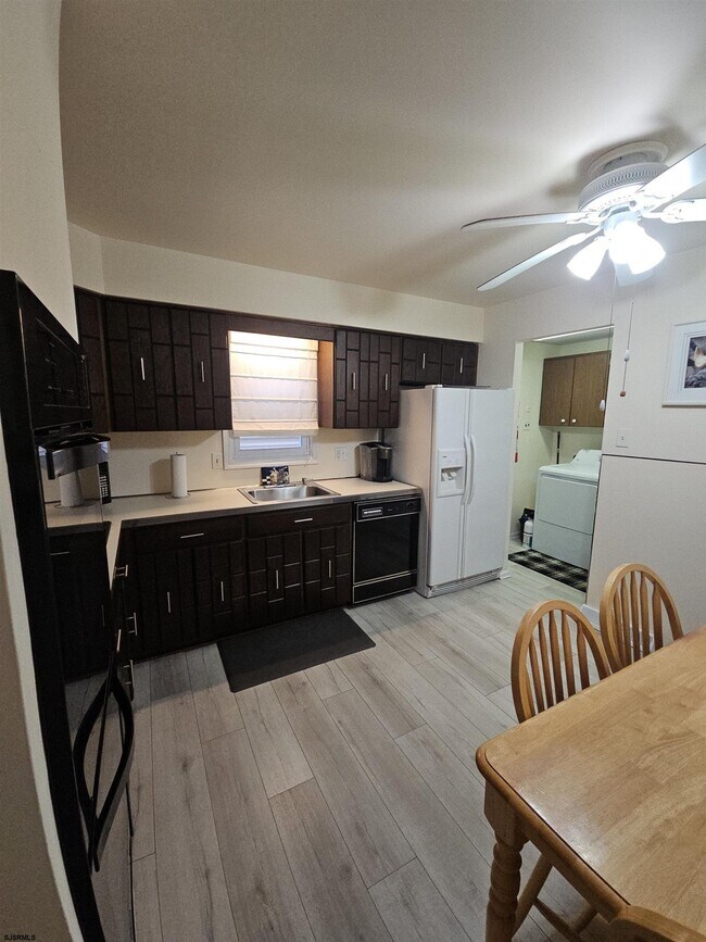 Foto del edificio - 6901 Ventnor Ave
