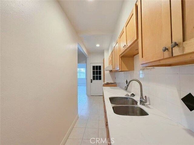 Foto del edificio - 709 Harding Ave
