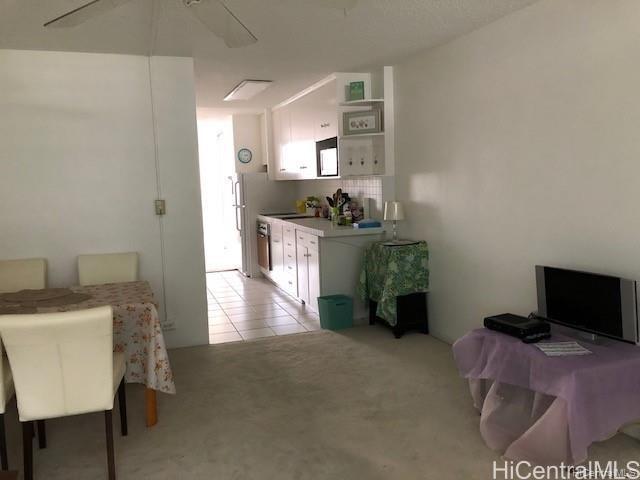 Foto del edificio - 425 Ena Rd