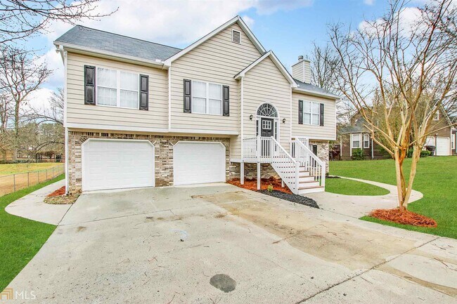Building Photo - 1402 Paddocks Way