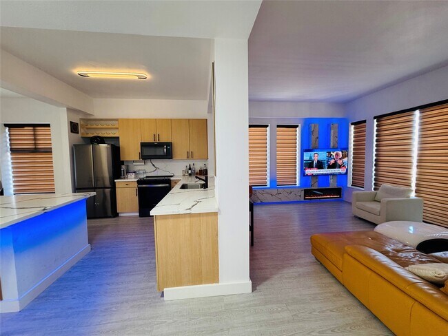 Foto del edificio - 3505 Sage Rd