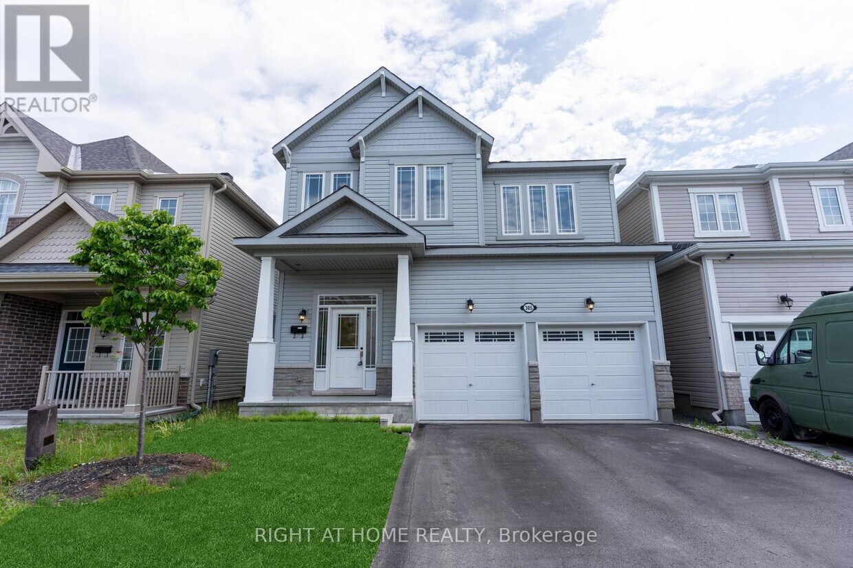 Primary Photo - 305 Everglade Way