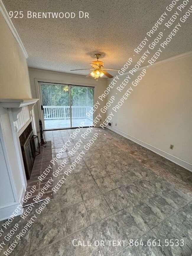 Foto del edificio - 925 Brentwood Dr