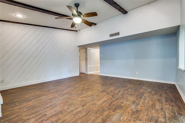 Foto del edificio - 5084 Avery Ln