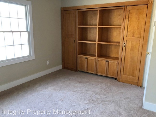 Building Photo - 4 br, 3 bath House - 21 Bannister Lane
